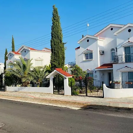 Joseph Cyprus فيلة Perivolia tou Trikomou
